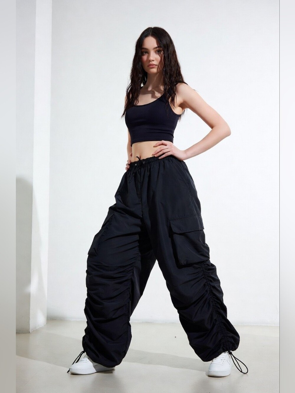 Zara Oversized Wide Leg Baggy Cargo Pants Black Womens Medium Streetwear